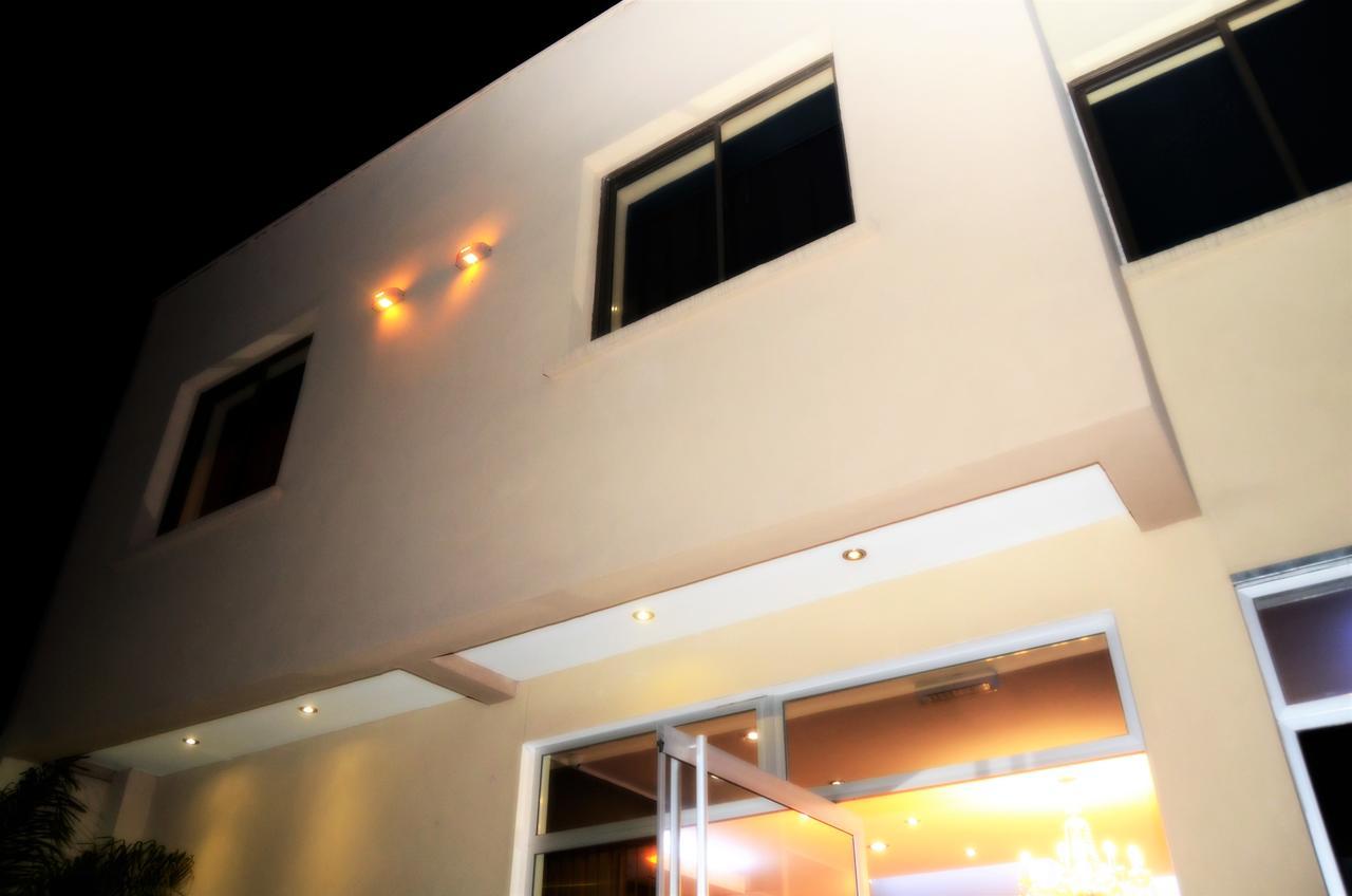 Kitek Hotel Boutique Capdevila Ngoại thất bức ảnh
